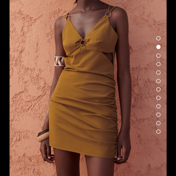 🆕 Zara Cut Out Mini Dress - Picture 2 of 8